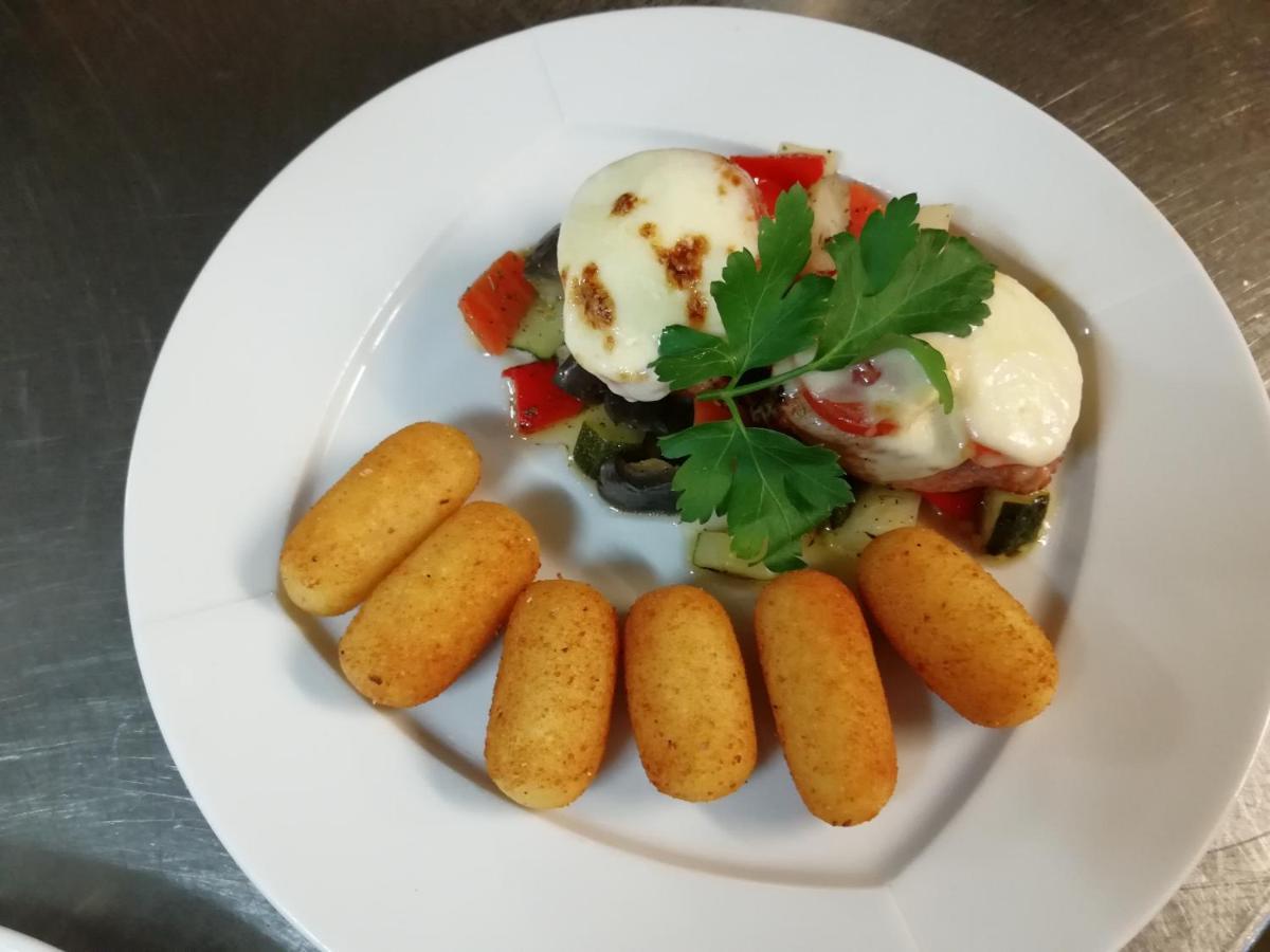 Gasthaus Dollinger Dinkelsbuehl Ngoại thất bức ảnh